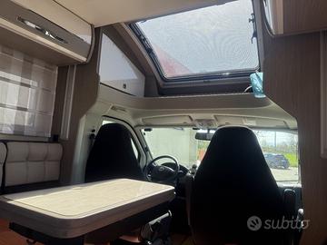 Camper semintegrale RollerTeam Granduca 287TL