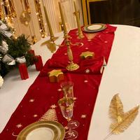 Runner in velluto con ricamo natalizio 