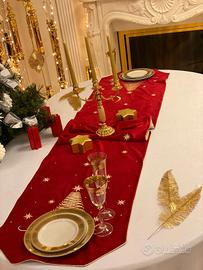 Runner in velluto con ricamo natalizio 