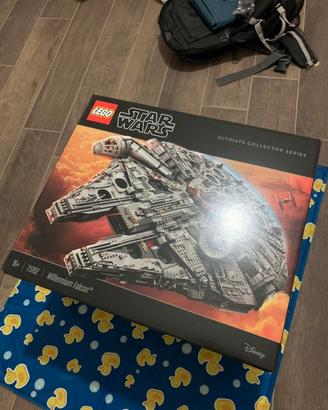 Lego set 75192- Millenium Falcon