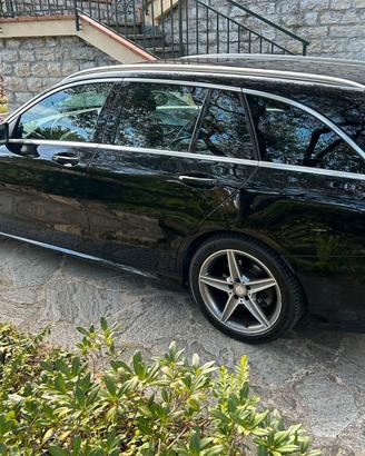 Mercedes C220 D Station Wagon (allestimento AMG)