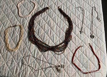 Collane e Collier di Bigiotteria e Rosari