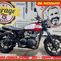 TRIUMPH BONNEVILLE T100 - 2015