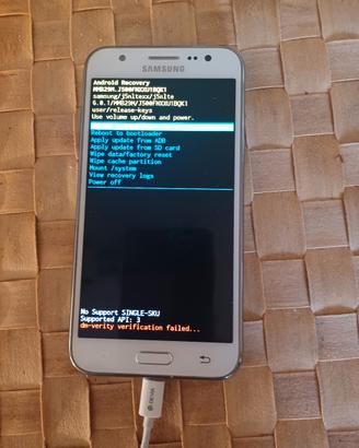 Samsung Galaxy J5 4 GB white del 2016