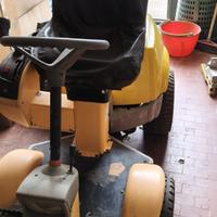 trattorino con trincia