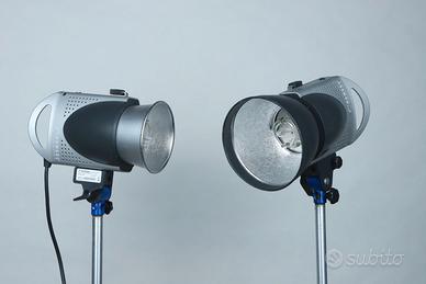 Coppia Flash torcia Hensel 250 con borsa