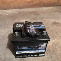 Batteria per auto 44 ampere 12 volt