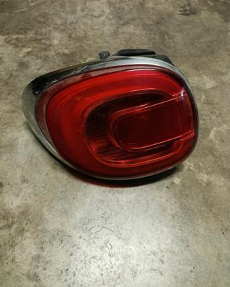fanale posteriore sinistro Fiat 500L