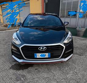 Hyundai i30 Turbo 1.6 T-GDI 186 CV - 56000 km