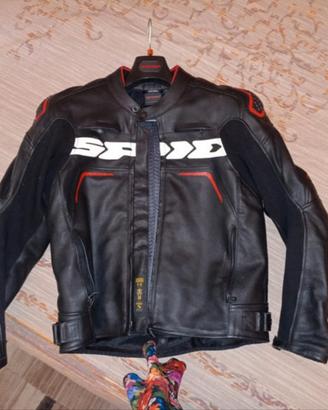 giubbotto da moto in pelle con protezioni 