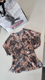 Top Guess in seta modello kimono