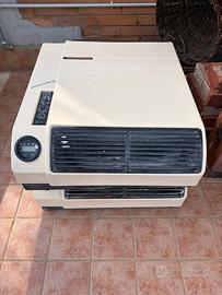 Quattro radiatori a gas Robur Supercromo 3002