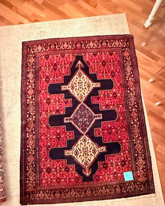 Tappeto Orientale di stile Persiano tipo Baluch