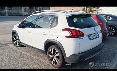 Peugeot 2008 1.6hdi BlueHDi 100 Allure