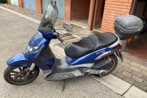 Piaggio Beverly 250