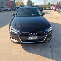 Audi A4 Avant 40 TDI quattro S tronic Business
