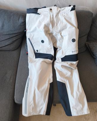 Abbigliamento moto