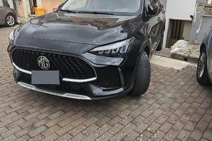 MG HS Allestimento Luxury immatricolazione 06/2024