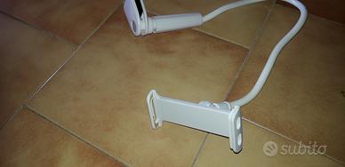 Supporto tablet orientabile