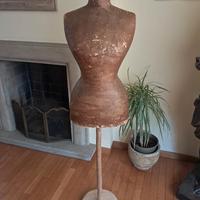 manichino cartapesta vintage 