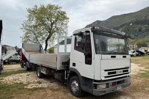 Iveco Eurocargo 80/18 con gru