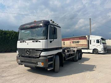 MERCEDES-BENZ MERCEDES 1840 USATO SCARRABILE