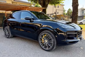 PORSCHE Cayenne 4.0 V8 Turbo - Porsche Approved