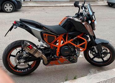 KTM Duke 690