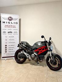 Ducati Monster 696 plus