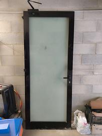 Porta in alluminio per esterni
