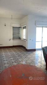 Immobile di 1000 m² a Arzano