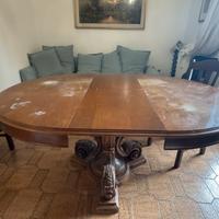 Tavolo rotondo o ovale con 4 sedie