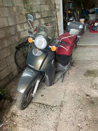 SCARABEO APRILIA 125 Anno 1999