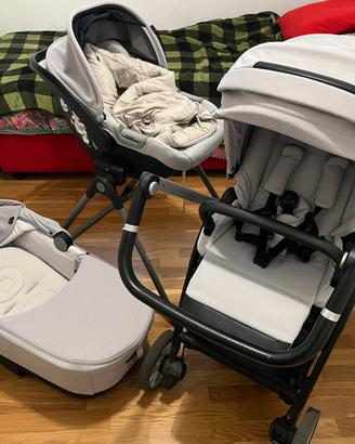 Trio Inglesina Electa con base isofix inclusa