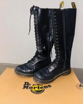 Stivali alti Dr. Martens n.38