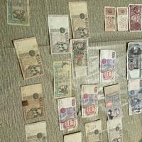 Monete banconote francobolli vari