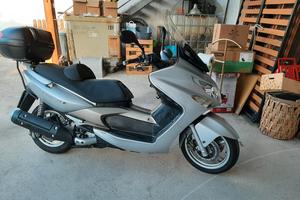 Kymco scooter 500