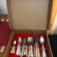 Set posate  bagnate nell’argento