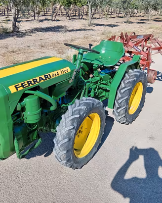 trattore Ferrari 21cv 4x4 inversore vibro 150