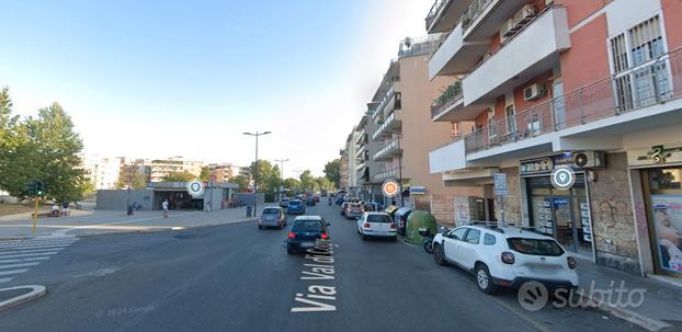 CONCA D'ORO - SINGOLA con BALCONE