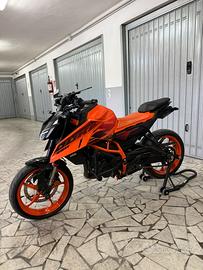 KTM duke 390 2024