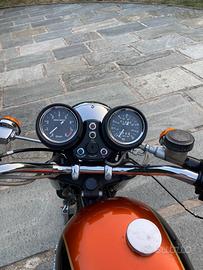 Triumph T140 E750 Bonneville