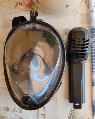 Maschera da snorkeling granfacciale nera