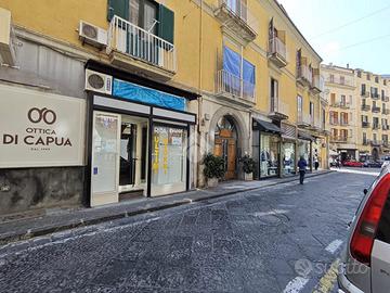 MULTILOCALE A CASTELLAMMARE DI STABIA