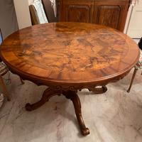 Tavolo allungabile antico