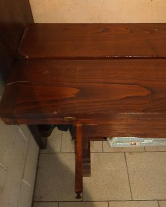 Tavolo soggiorno o taverna