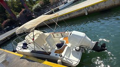 Barca a motore Bimax 630 Walkaround