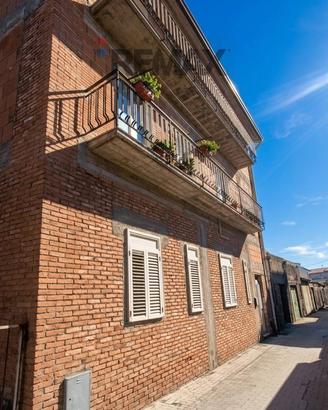 Villa o villino - Moio Alcantara