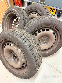 4 Cerchi in ferro 16” + gomme invernali 205/55 R16