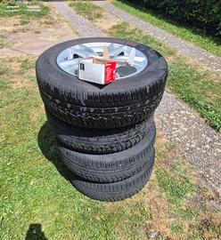 Cerchi Mak + gomme invernali 225/60 R17